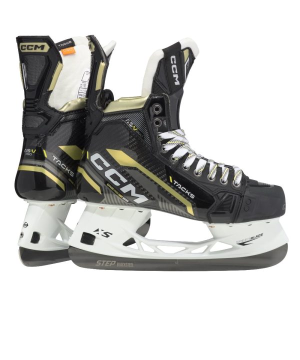 CCM Tacks ASV Pro SR size 9